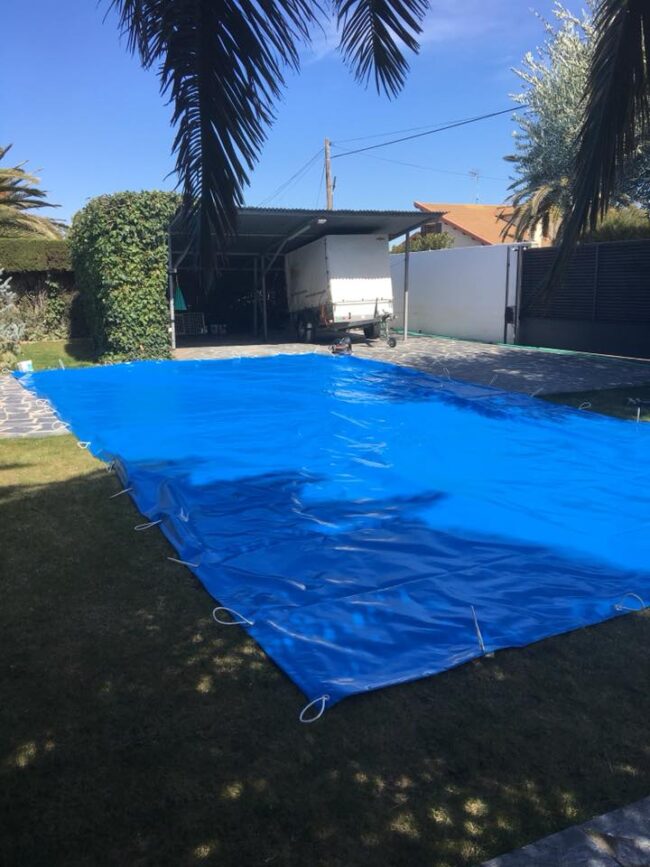 LONAS O COBERTORES PARA PISCINAS