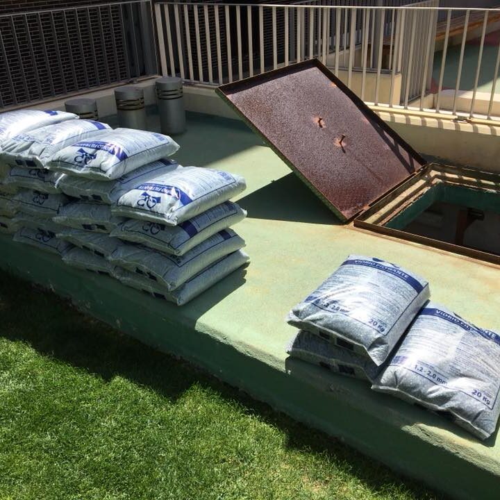 34307604_2033263653382275_733295168198803456_n