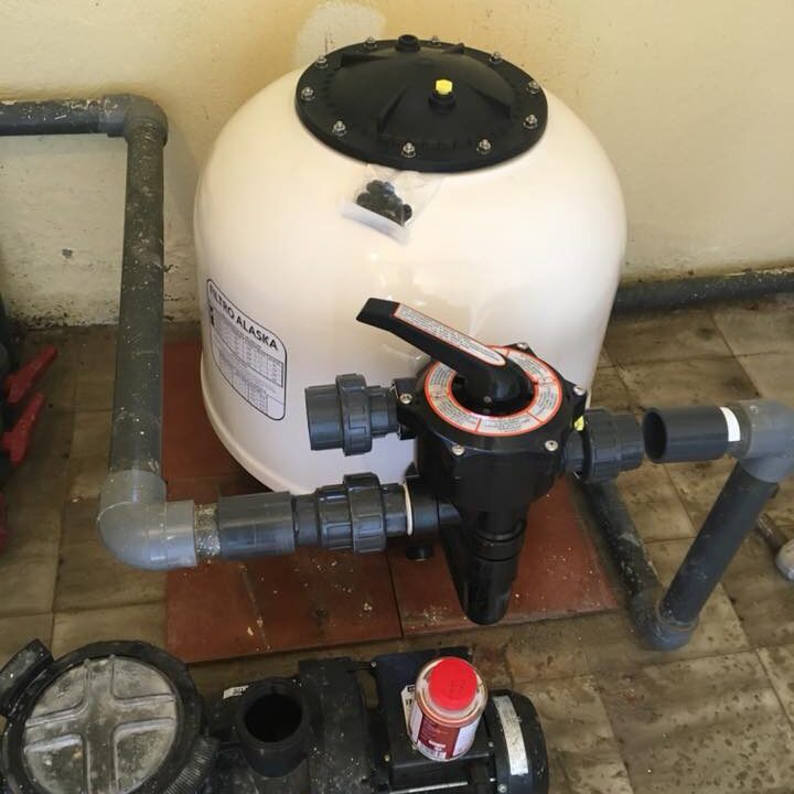 35297833_2049275045114469_4247640789372370944_n SUSTITUCIÓN DE EQUIPO COMPLETO FILTRACIÓN DE PISCINA