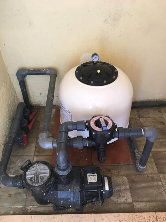 LIMPIEZA Y PUESTA A PUNTO DE LA PISCINA