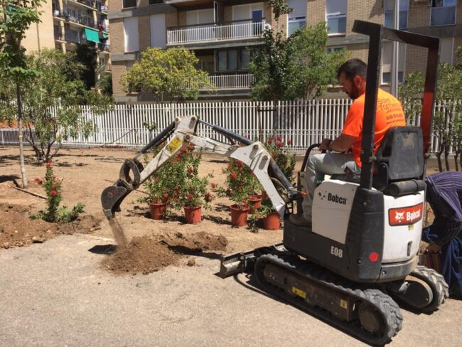 TRABAJOS DE JARDINES Y COMUNIDADES
